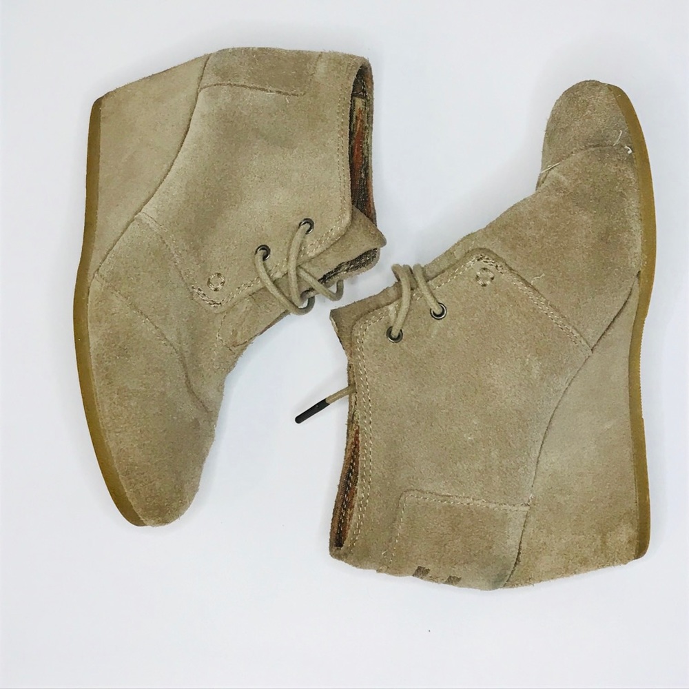 TOMS- Wedges/booties- 7